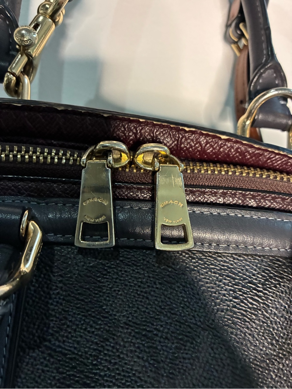 Coach Black and Brown Signature Satchel - Picture 6 of 11